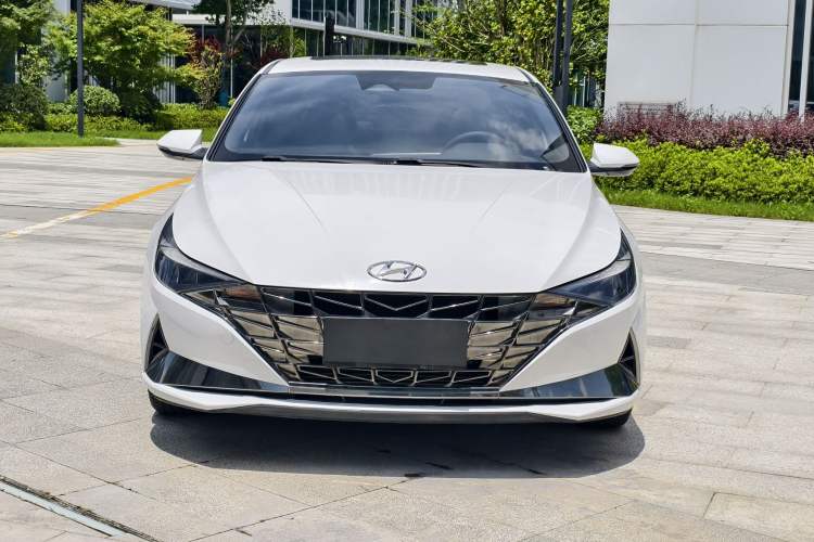 Used Hyundai Elantra 2021 240TGDi DCT LUX Prestige Edition Exterior 2