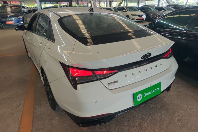 Used Hyundai Elantra 2021 1.5L CVT GLX Elite Edition Exterior 2
