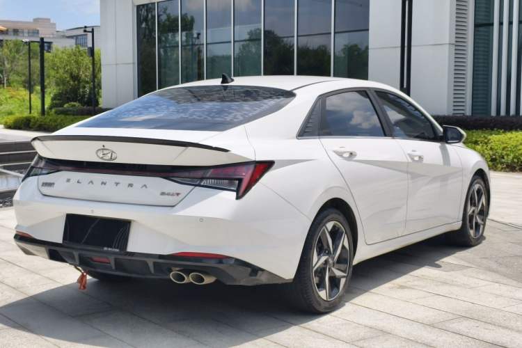 Used Hyundai Elantra 2021 240TGDi DCT LUX Prestige Edition Exterior 4