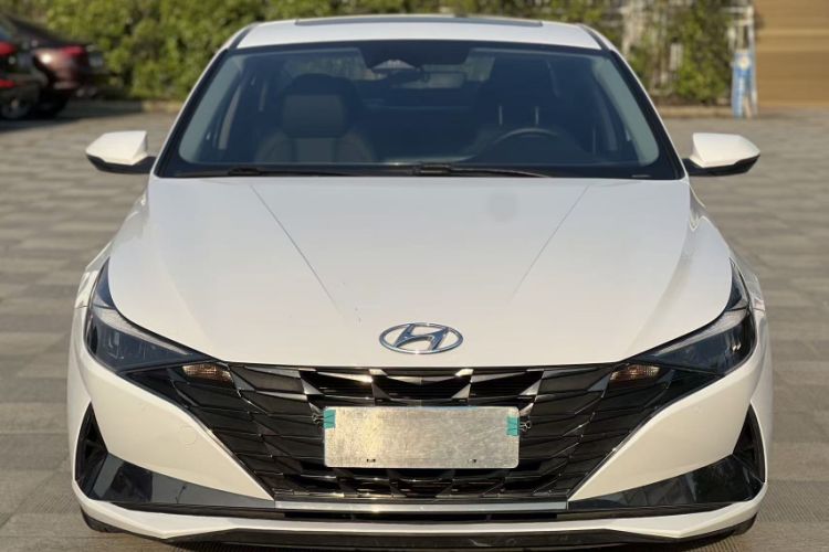 Used Hyundai Elantra 2021 1.5L CVT LUX Prestige Edition Exterior 5