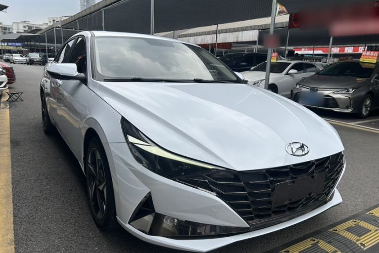 Used Hyundai Elantra 2021 1.5L CVT GLX Elite Edition Exterior 5