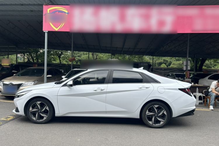 Used Hyundai Elantra 2021 1.5L CVT GLX Elite Edition Exterior 7