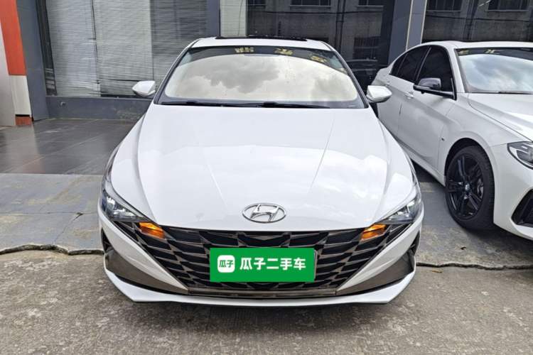 Used Hyundai Elantra 2021 1.5L CVT GLX Elite Edition Front
