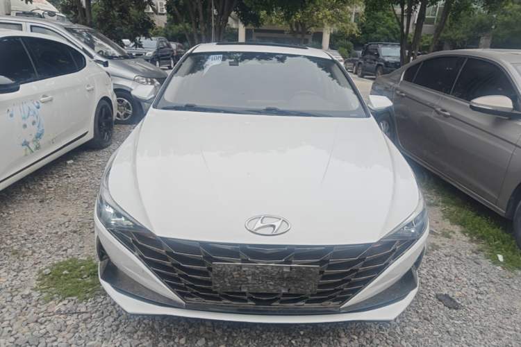 Used Hyundai Elantra 2021 1.5L CVT LUX Prestige Edition Front
