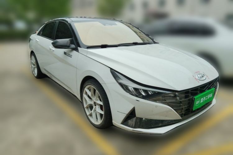 Used Hyundai Elantra 2021 240TGDi DCT LUX Prestige Edition Front Right 45 Deg