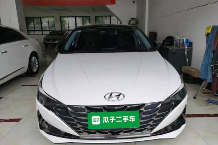 Used Hyundai Elantra 2021 1.5L CVT LUX Prestige Edition Front