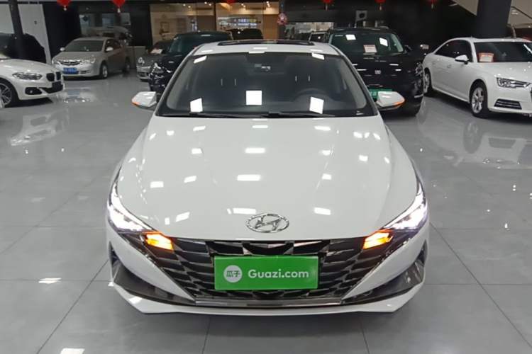 Used Hyundai Elantra 2021 1.5L CVT GLX Elite Edition Front