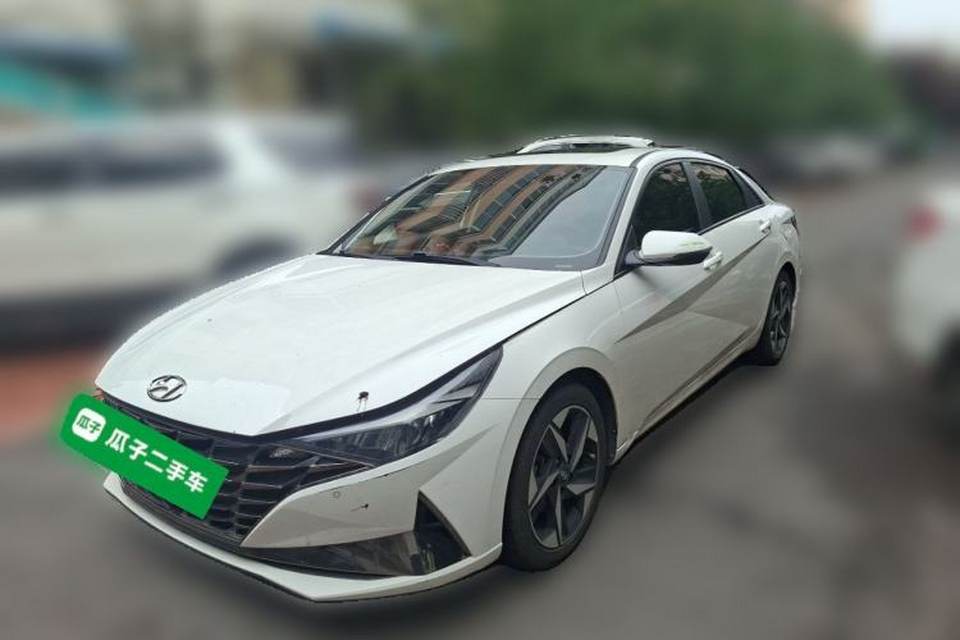 Hyundai Elantra 2021