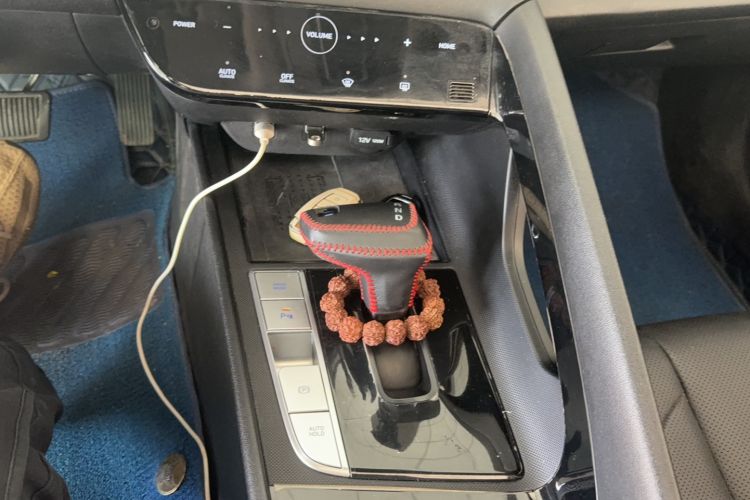 Used Hyundai Elantra 2021 1.5L CVT LUX Prestige Edition Gear Lever