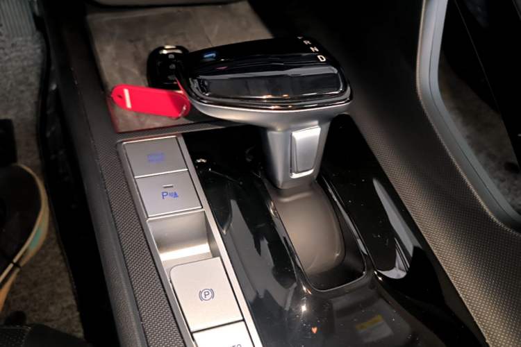 Used Hyundai Elantra 2021 1.5L CVT TOP Flagship Edition Gear Lever