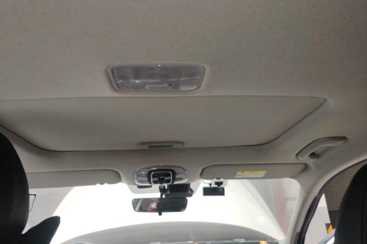 Used Hyundai Elantra 2021 1.5L CVT LUX Prestige Edition Headliner
