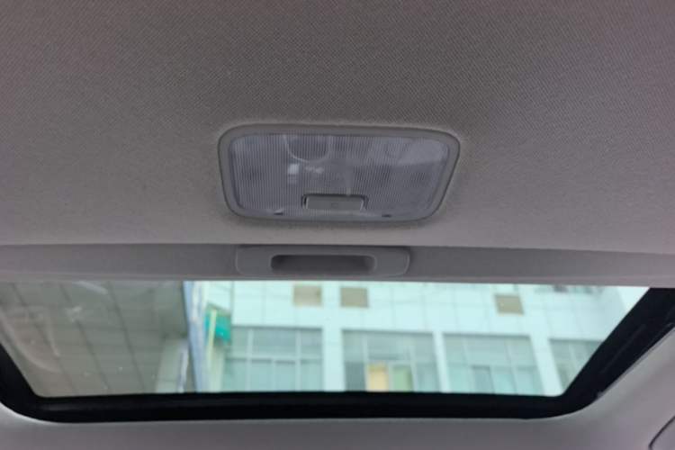 Used Hyundai Elantra 2021 1.5L CVT GLX Elite Edition Headliner
