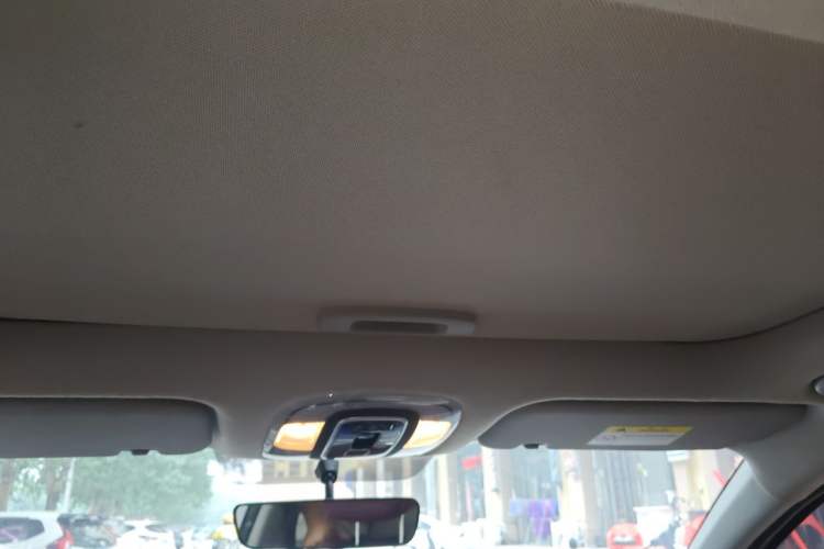 Used Hyundai Elantra 2021 1.5L CVT GLX Elite Edition Headliner
