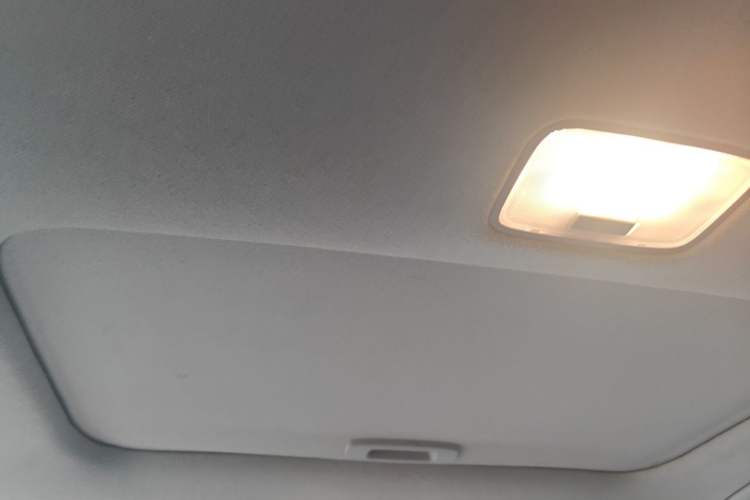 Used Hyundai Elantra 2021 1.5L CVT GLX Elite Edition Headliner