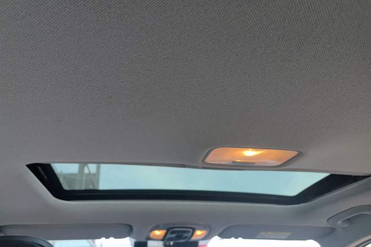 Used Hyundai Elantra 2021 1.5L CVT LUX Prestige Edition Headliner