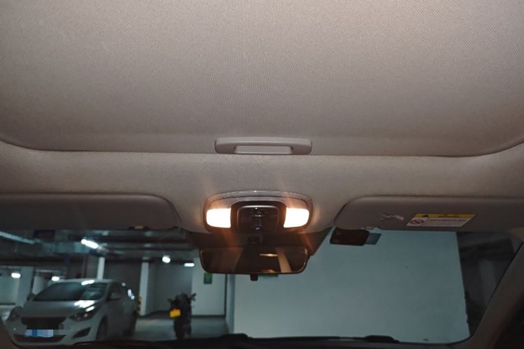 Used Hyundai Elantra 2021 1.5L CVT LUX Prestige Edition Headliner