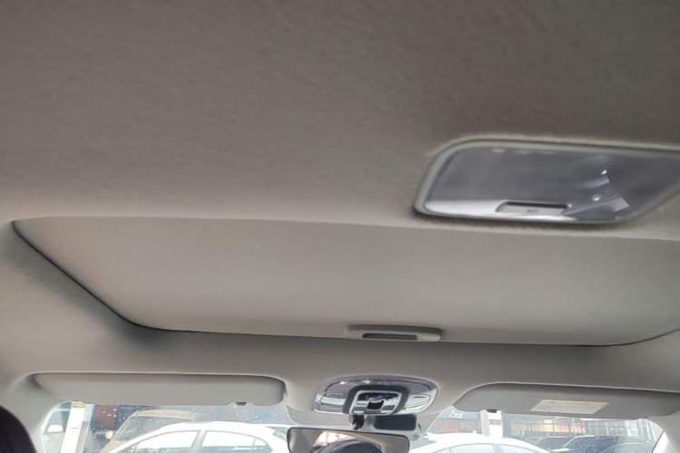 Used Hyundai Elantra 2021 1.5L CVT LUX Prestige Edition Headliner