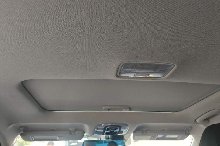 Used Hyundai Elantra 2021 1.5L CVT LUX Prestige Edition Headliner