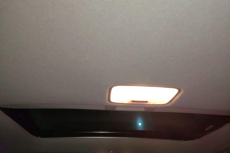 Used Hyundai Elantra 2021 1.5L CVT LUX Prestige Edition Headliner