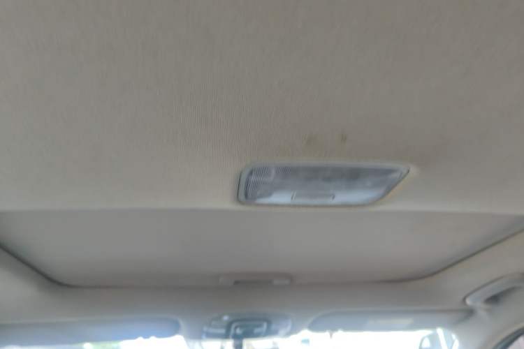 Used Hyundai Elantra 2021 1.5L CVT GLX Elite Edition Headliner