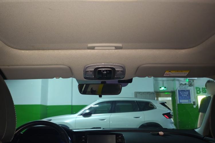 Used Hyundai Elantra 2021 1.5L CVT GLX Elite Edition Headliner