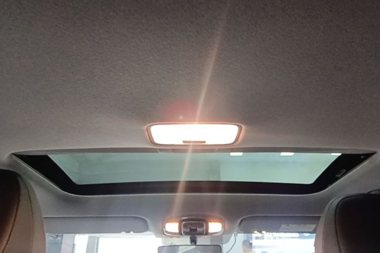 Used Hyundai Elantra 2021 1.5L CVT GLX Elite Edition Headliner