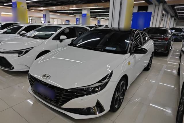 Used Hyundai Elantra 2021 1.5L CVT LUX Prestige Edition