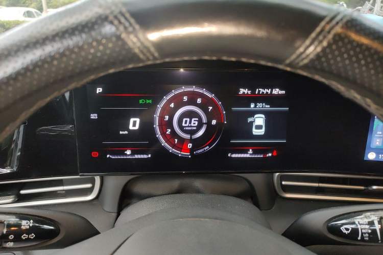Used Hyundai Elantra 2021 1.5L CVT LUX Prestige Edition Instrument Cluster