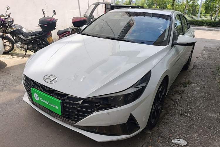 Ojetý Hyundai Elantra 2021 1.5L CVT LUX Prestige Edition Guazi used car, China used car export, Used car for sale, Used  cars, Cheapest cars for sale