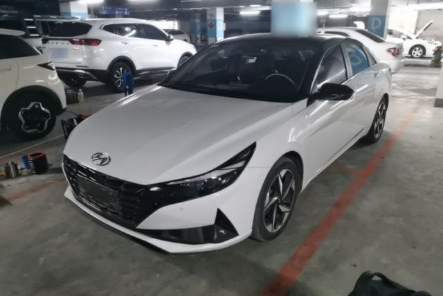 Used Hyundai Elantra 2021 1.5L CVT LUX Prestige Edition