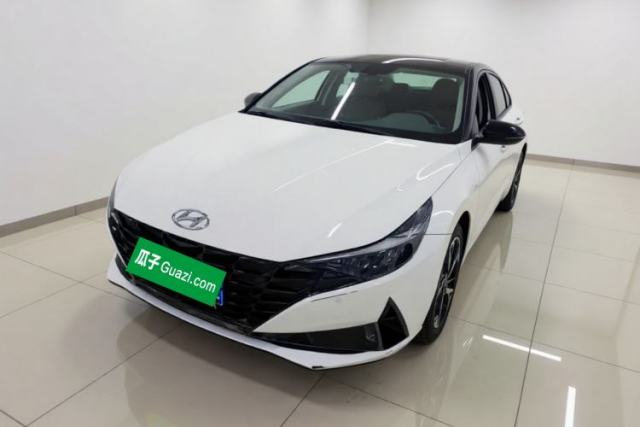Hyundai Elantra 2021 1.5L CVT GLX Elite Edition usado