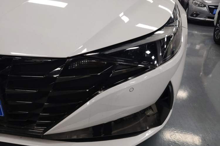 Used Hyundai Elantra 2021 1.5L CVT LUX Prestige Edition Left Front Headlight