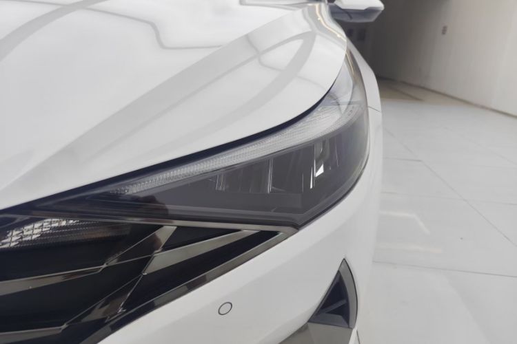 Used Hyundai Elantra 2021 1.5L CVT LUX Prestige Edition Left Front Headlight
