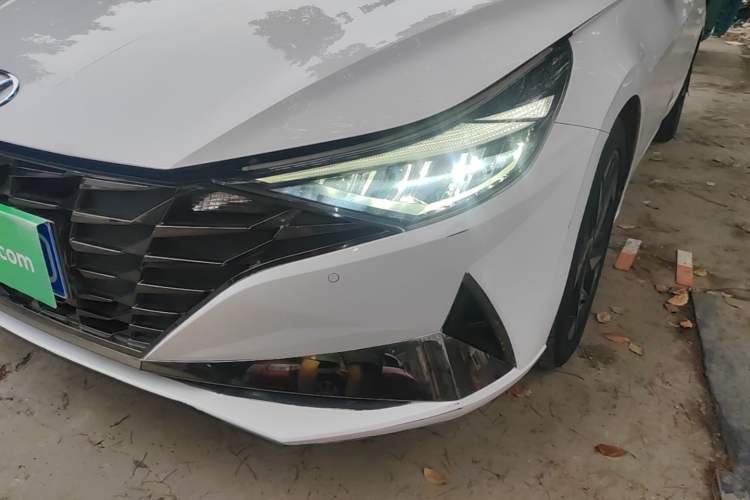 Used Hyundai Elantra 2021 1.5L CVT LUX Prestige Edition Left Front Headlight