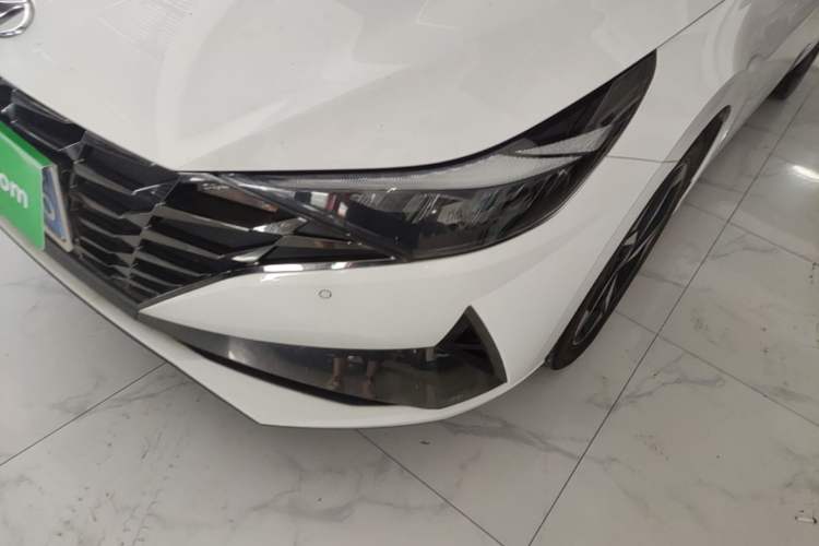 Used Hyundai Elantra 2021 1.5L CVT GLX Elite Edition Left Front Headlight