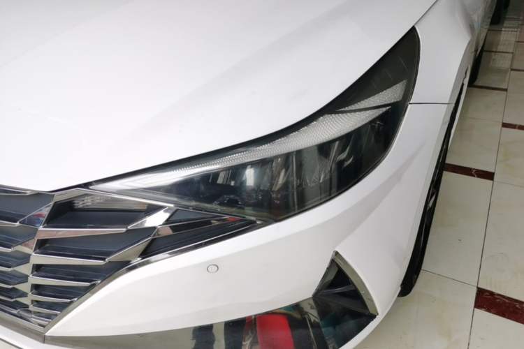 Used Hyundai Elantra 2021 1.5L CVT LUX Prestige Edition Left Front Headlight