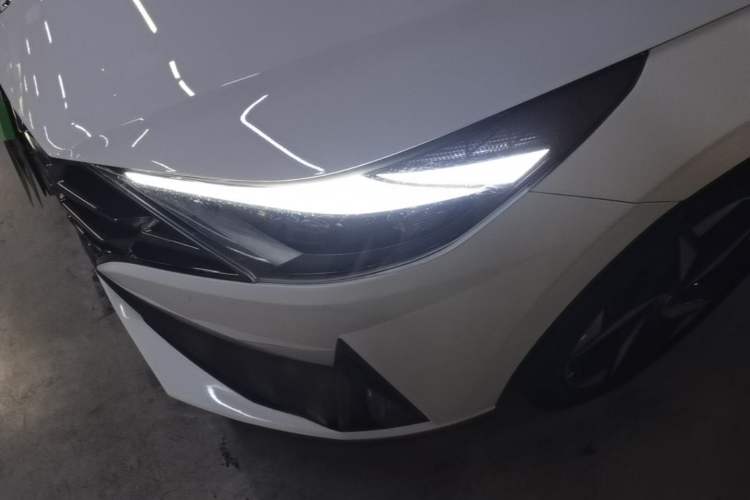 Used Hyundai Elantra 2021 1.5L CVT GLX Elite Edition Left Front Headlight