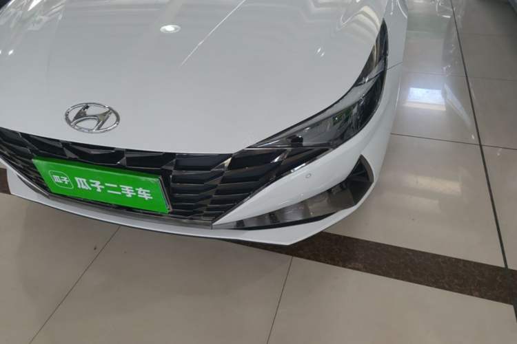 Used Hyundai Elantra 2021 1.5L CVT LUX Prestige Edition Left Front Headlight