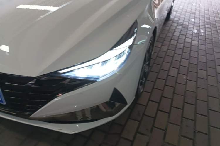 Used Hyundai Elantra 2021 1.5L CVT LUX Prestige Edition Left Front Headlight