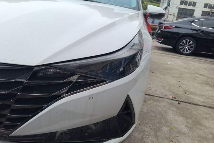 Used Hyundai Elantra 2021 1.5L CVT GLX Elite Edition Left Front Headlight