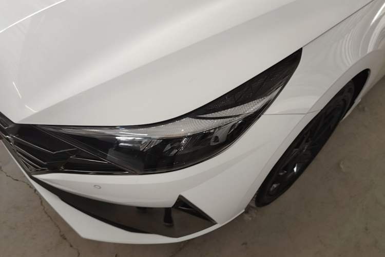 Used Hyundai Elantra 2021 1.5L CVT GLX Elite Edition Left Front Headlight