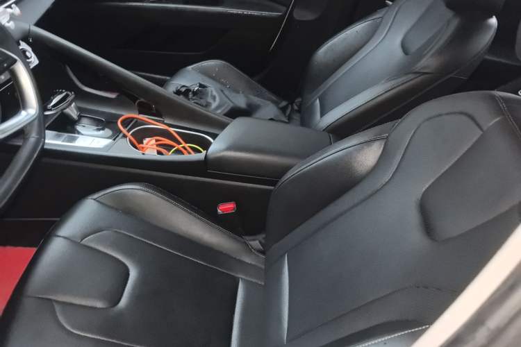 Used Hyundai Elantra 2021 1.5L CVT GLX Elite Edition Left Front Seat