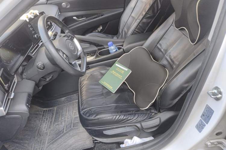 Used Hyundai Elantra 2021 1.5L CVT GLX Elite Edition Left Front Seat
