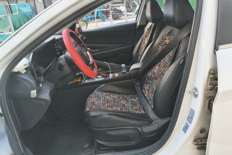 Used Hyundai Elantra 2021 1.5L CVT GLX Elite Edition Left Front Seat
