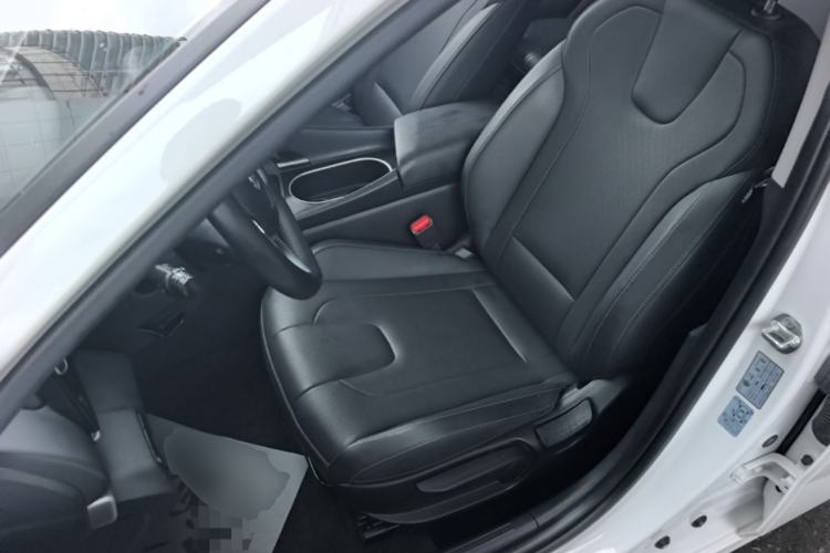 Used Hyundai Elantra 2021 1.5L CVT GLX Elite Edition Left Front Seat