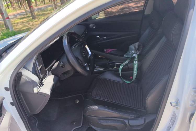 Used Hyundai Elantra 2021 1.5L CVT GLX Elite Edition Left Front Seat