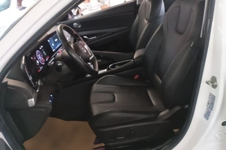 Used Hyundai Elantra 2021 1.5L CVT LUX Prestige Edition Left Front Seat