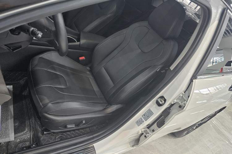 Used Hyundai Elantra 2021 1.5L CVT TOP Flagship Edition Left Front Seat