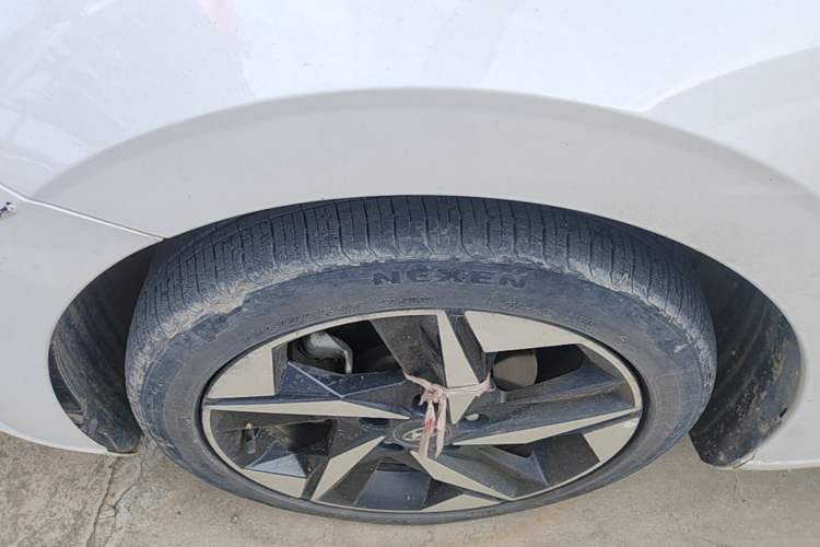 Used Hyundai Elantra 2021 1.5L CVT GLX Elite Edition Left Front Wheel Hub