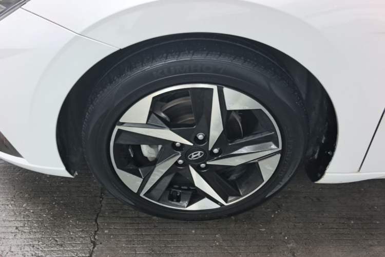 Used Hyundai Elantra 2021 1.5L CVT GLX Elite Edition Left Front Wheel Hub